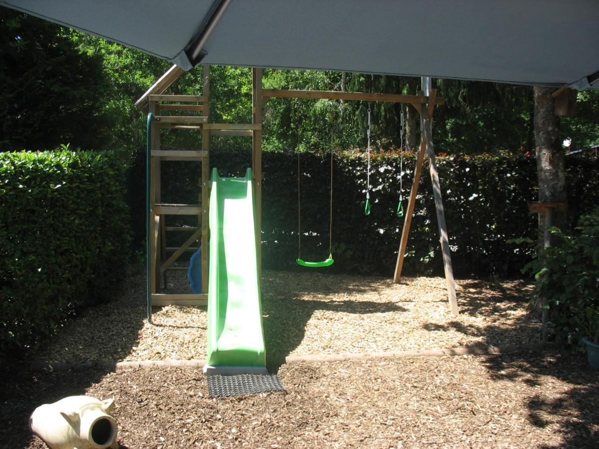 Durbuy Kleine Familiechalet Edelweiss 4 A 5 Pers Luaran gambar