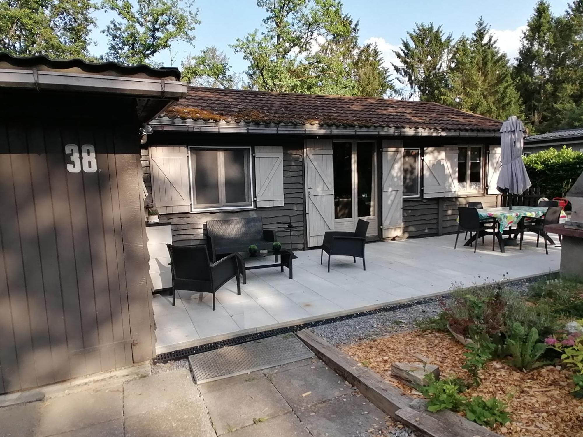 Durbuy Kleine Familiechalet Edelweiss 4 A 5 Pers Luaran gambar