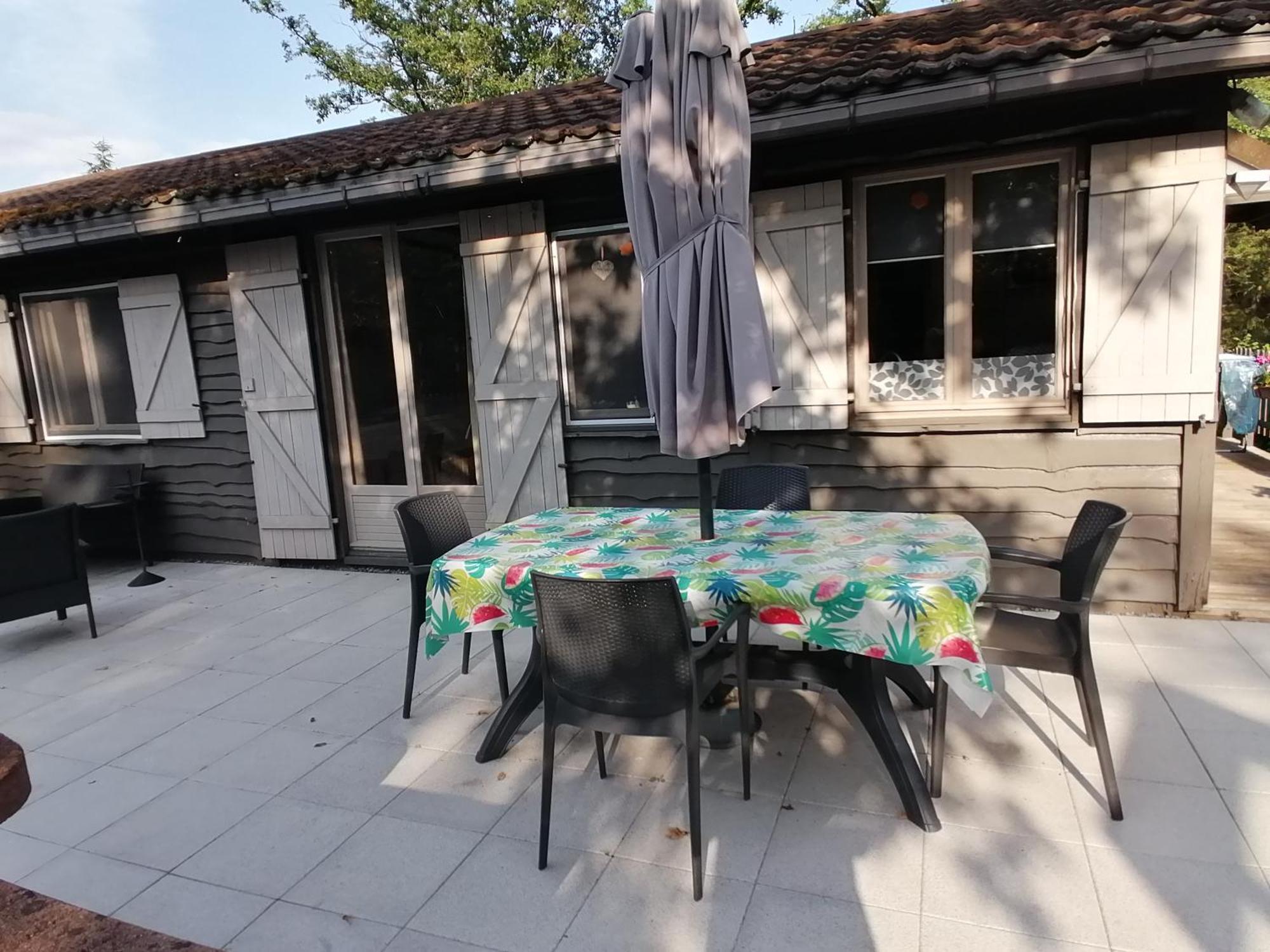 Durbuy Kleine Familiechalet Edelweiss 4 A 5 Pers Luaran gambar
