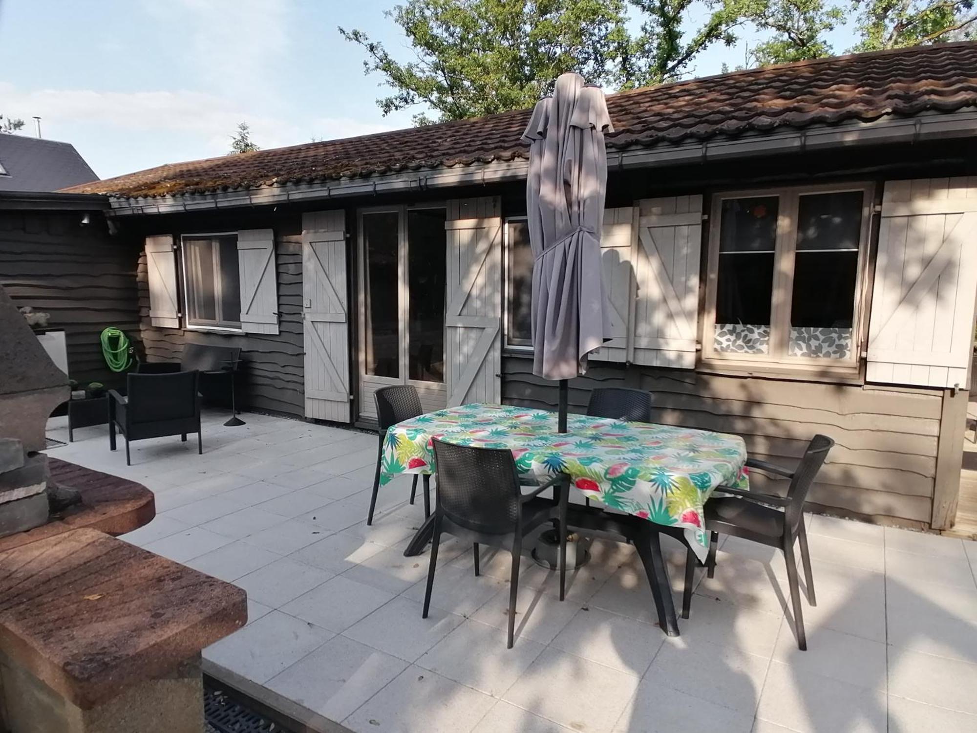 Durbuy Kleine Familiechalet Edelweiss 4 A 5 Pers Luaran gambar